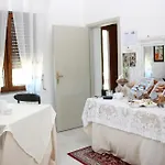 Bed & Breakfast Agribnb Casa Furnaredda 3*